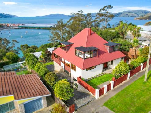 8 Bernicia Street, Port Chalmers