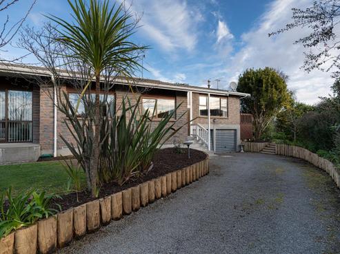 15 Brandon Street, Otaki