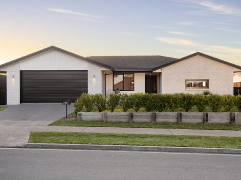 16 Waghorn Street, Pyes Pa
