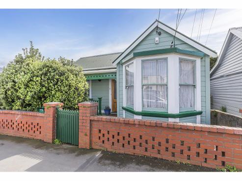 27 Donald Mclean Street, Newtown