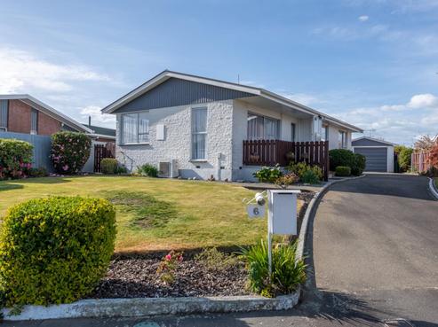 6 Hefford Place, Allenton