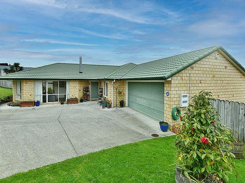 6 Te Kauri Place, Helensville