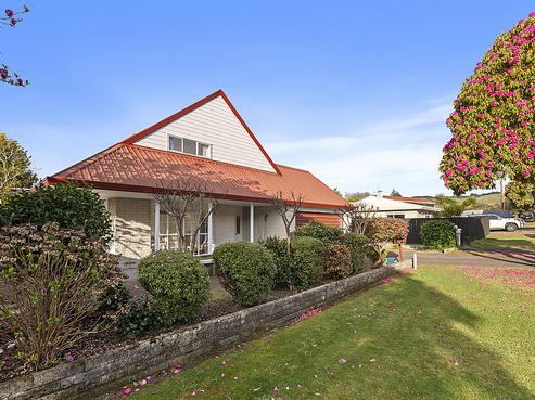 4B Lewis Road, Lynmore