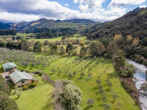 124 Mangatarere Valley Road, Carterton