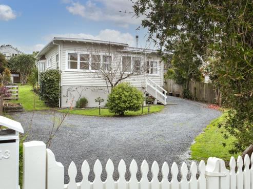 43 Awaroa Road, Helensville