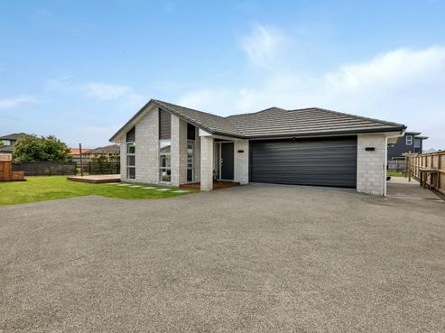 10 Ngatiti Place, One Tree Point