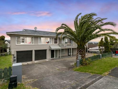 102 Bradbury Road, Botany Downs