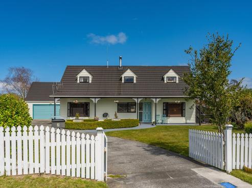 2 Ascot Close, Richmond Heights