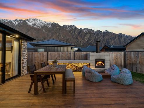 5 Shepherd Road, Jacks Point