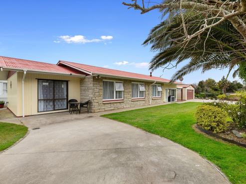 8 Wyatt Avenue, Te Aroha