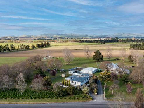 3435 State Highway 2, Takapau