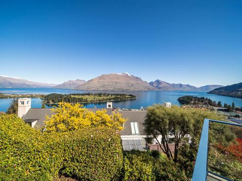 33 Edinburgh Drive, Queenstown Central