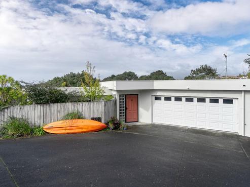 9 Dalmeny Close, Murrays Bay