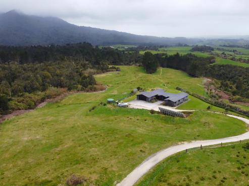 1906C Carrington Road, Oakura