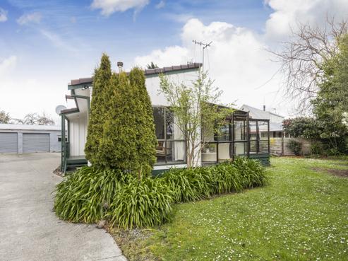 14 Meadowbrook Drive, Cloverlea
