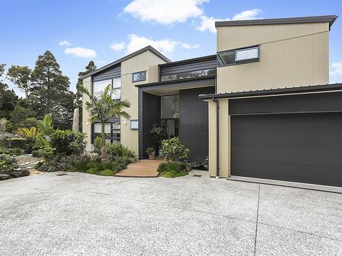 25 Pohutukawa Avenue, Shelly Park