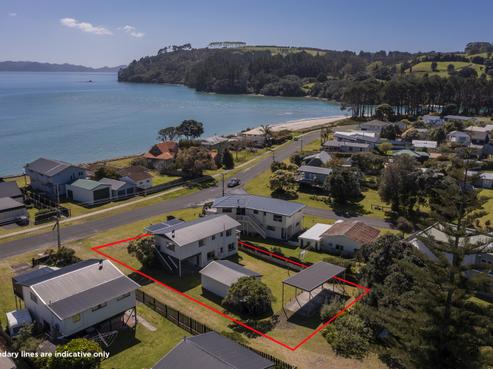 180 Captain Cook Road, Cooks Beach