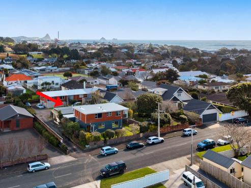 58 Paynters Avenue, Strandon
