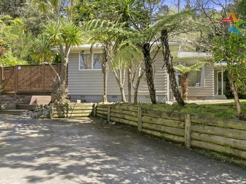 6 Waipuna Grove, Stokes Valley