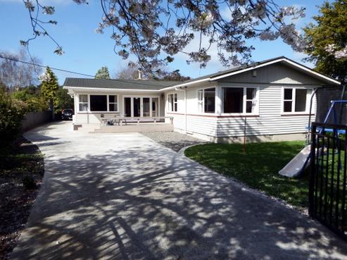 561 Wellington Road, Marton