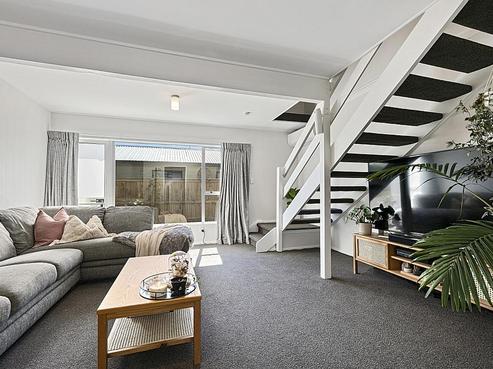 5/21 Islington Street, Trentham