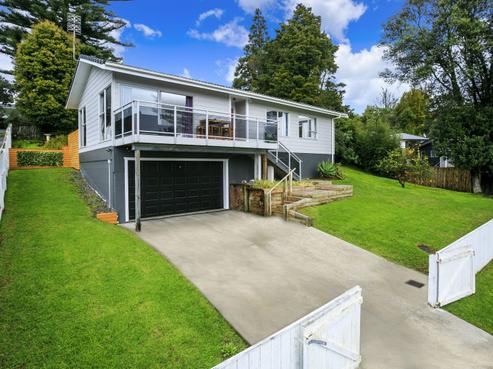7 Beeche Place, Birkdale