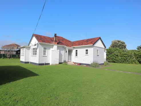28 Egmont Street, Patea