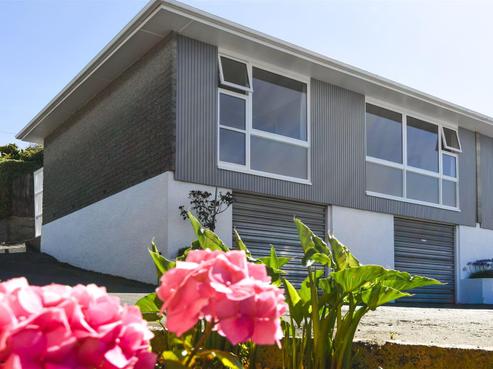 92D Eglinton Road, Mornington