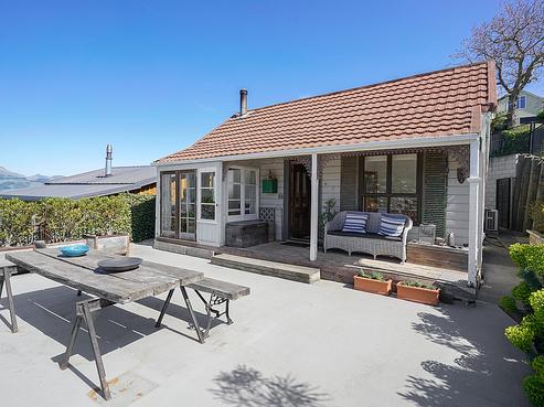 11 Ticehurst Road, Lyttelton