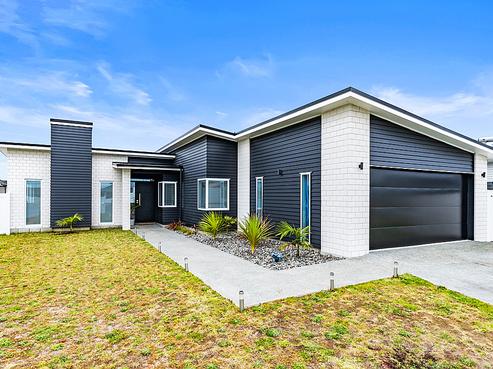 10 Puroto Place, One Tree Point