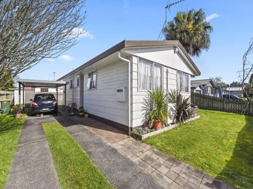 12 Gillett Lane, Enderley