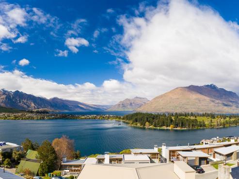 16 Earnslaw Terrace, Queenstown Central