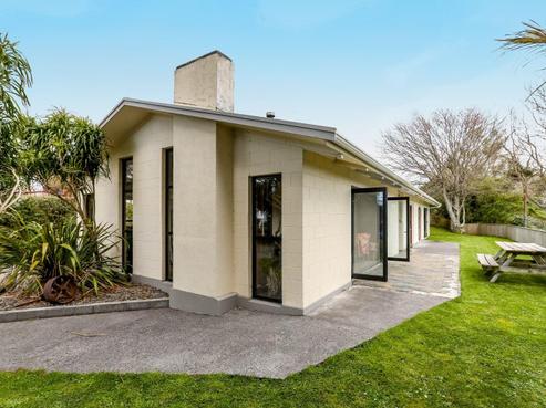 41 Old South Road, Okato