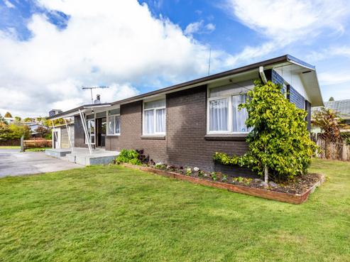 1/6 Cumberland Street, Tauhara