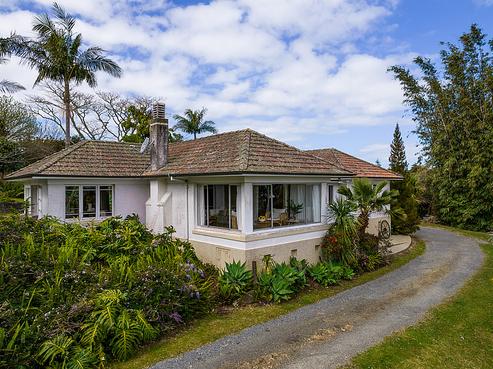 20 Waioneone Road, Parahaki