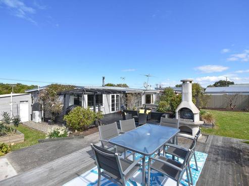 1116 Brighton Road, Brighton