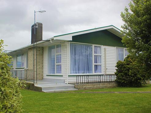 96 Bill Hercock Street, Pirimai