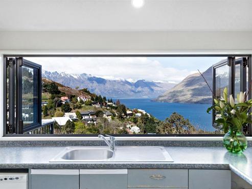 42 Dart Place, Fernhill/Sunshine Bay