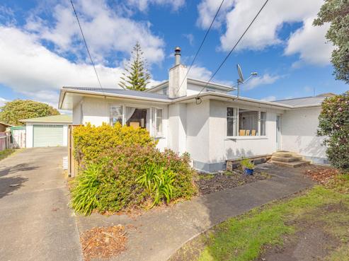 215 Puriri Street, Castlecliff
