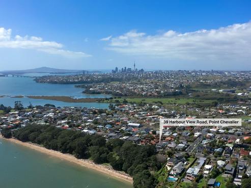 39 Harbour View Road, Point Chevalier