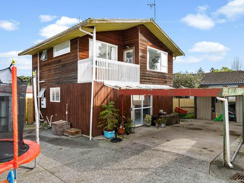 61B Cobham Crescent, Kelston