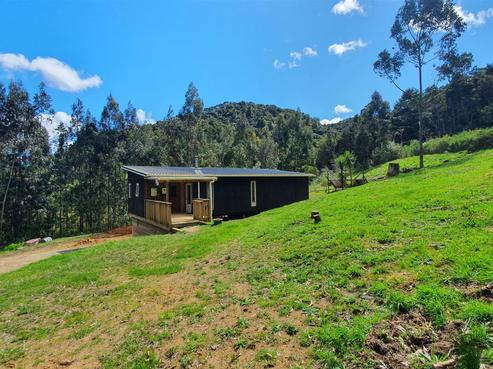 101 Peria Road, Peria