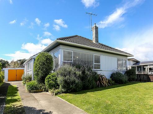 79 Brooklands Road, Brooklands