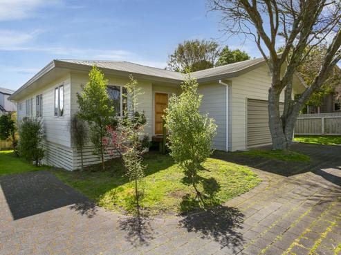 13 Kurupae Road, Hilltop