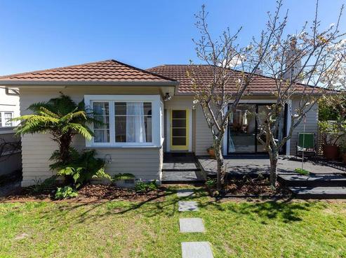 24 Taupata Street, Stoke