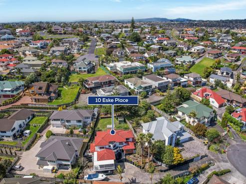 10 Eske Place, Highland Park