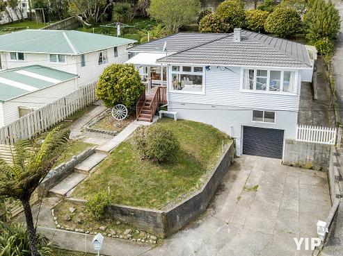 102 Helston Road, Paparangi