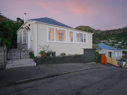 24 Ripon Street, Lyttelton