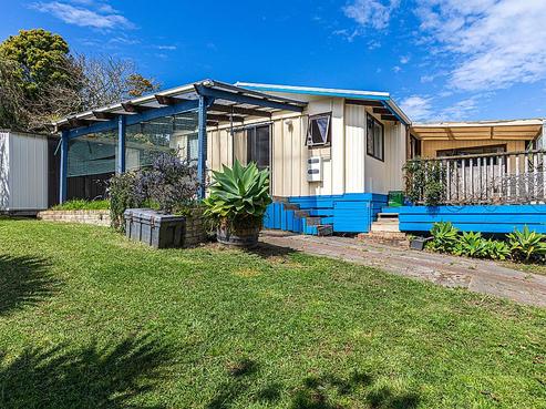 10 Kennedy Road, Surfdale