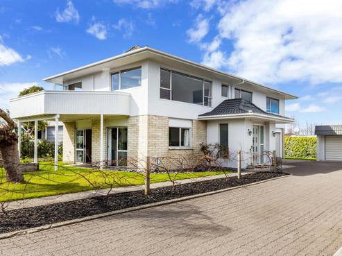 67 Kurupae Road, Hilltop